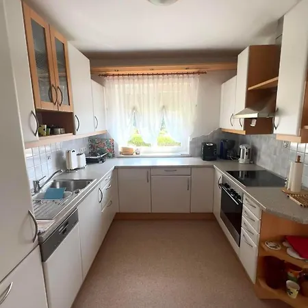 Ferienwohnung Sabine Mit Wortherseeblick 公寓 *