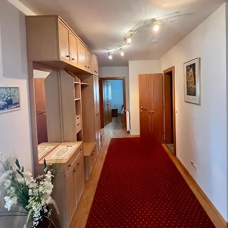 Ferienwohnung Sabine Mit Wortherseeblick 公寓