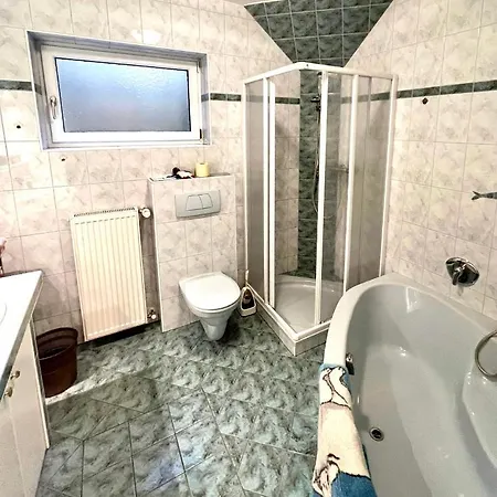 Ferienwohnung Sabine Mit Wortherseeblick 公寓 *