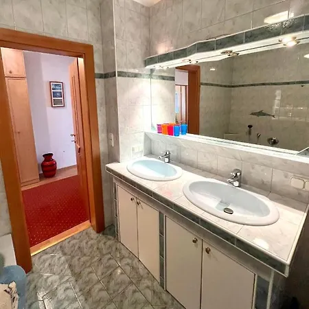 Ferienwohnung Sabine Mit Wortherseeblick 公寓
